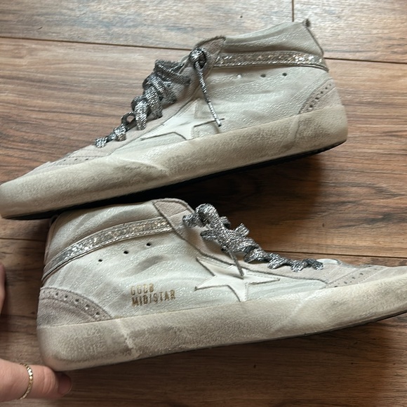 Golden Goose Gray Mid Star Shoes with Silver Glitter Laces - Picture 10 of 16